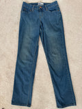 Levi Strauss Signature Mid Rise Straight Jeans Women’s 6 Medium Wash Stretch Denim
