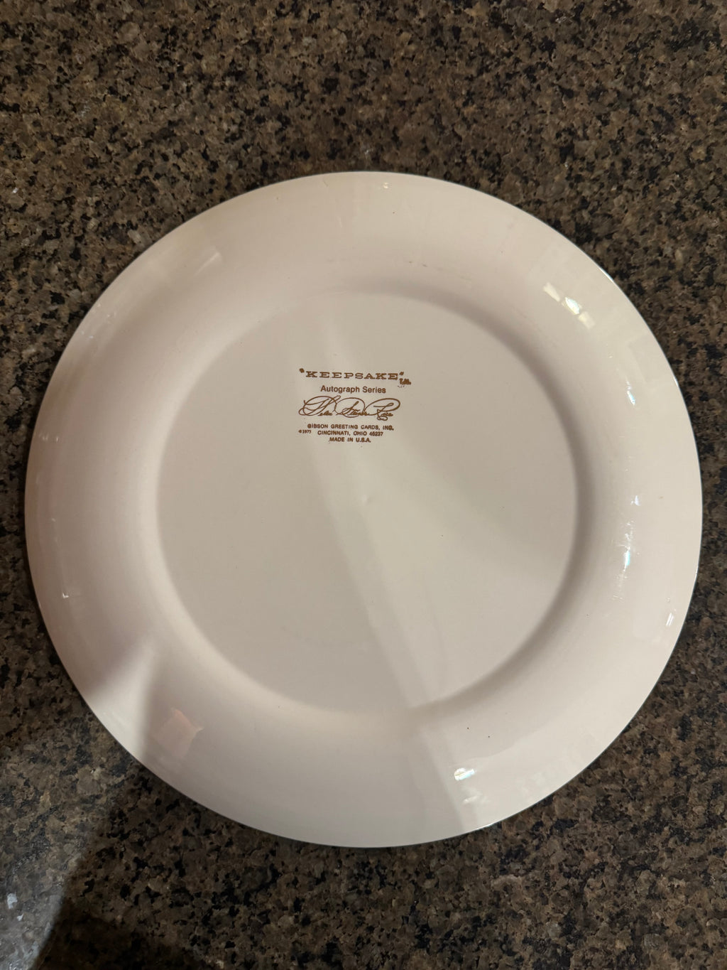 1973 Helen Steiner Rice “The Praying Hands” Keepsake Plate 12” Gibson