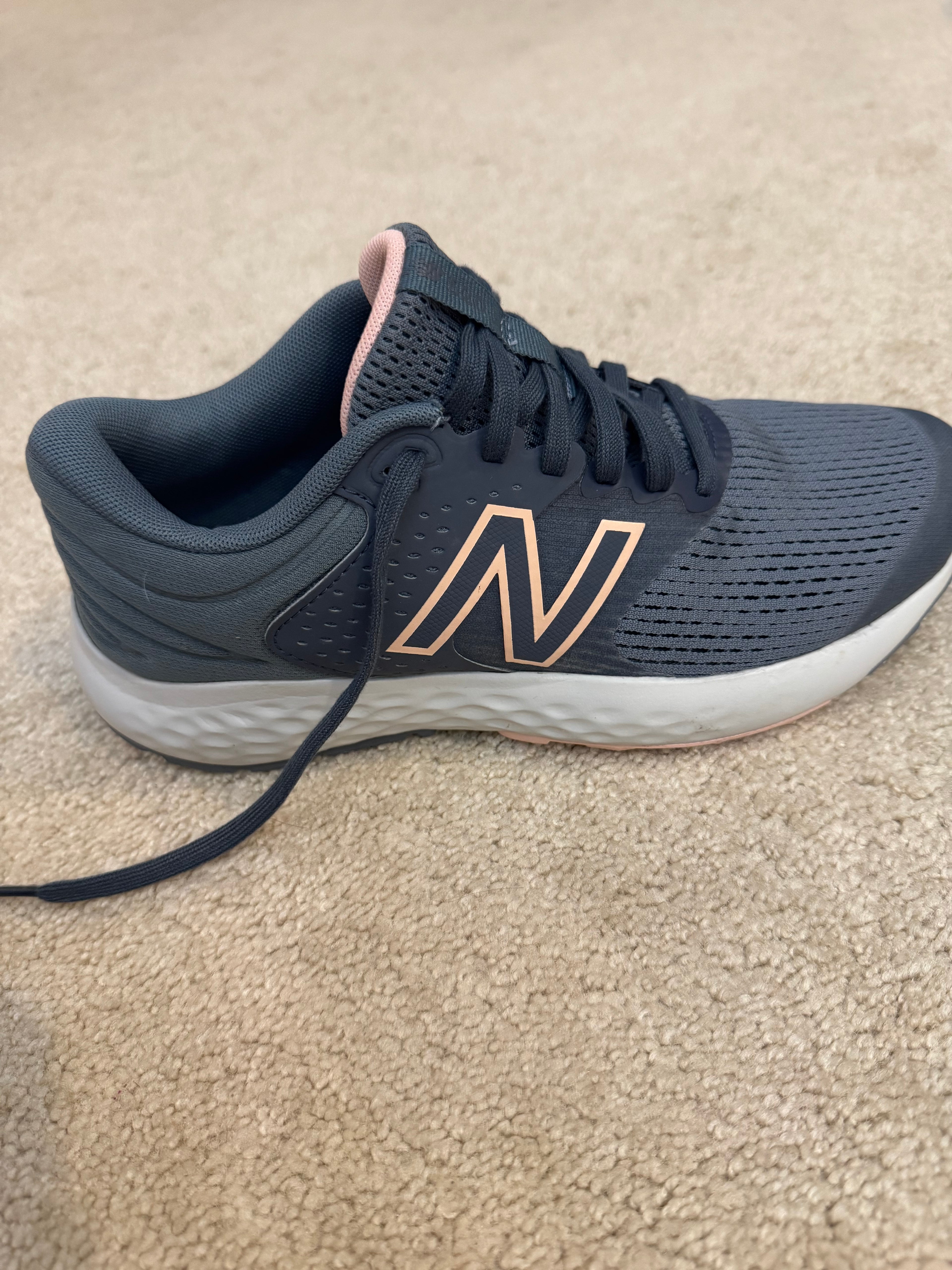 New Balance W520LP7 Women’s Size 7 Navy Pink Running Shoes Athletic Sneakers