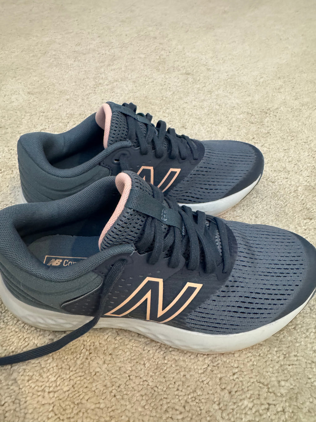 New Balance W520LP7 Women’s Size 7 Navy Pink Running Shoes Athletic Sneakers