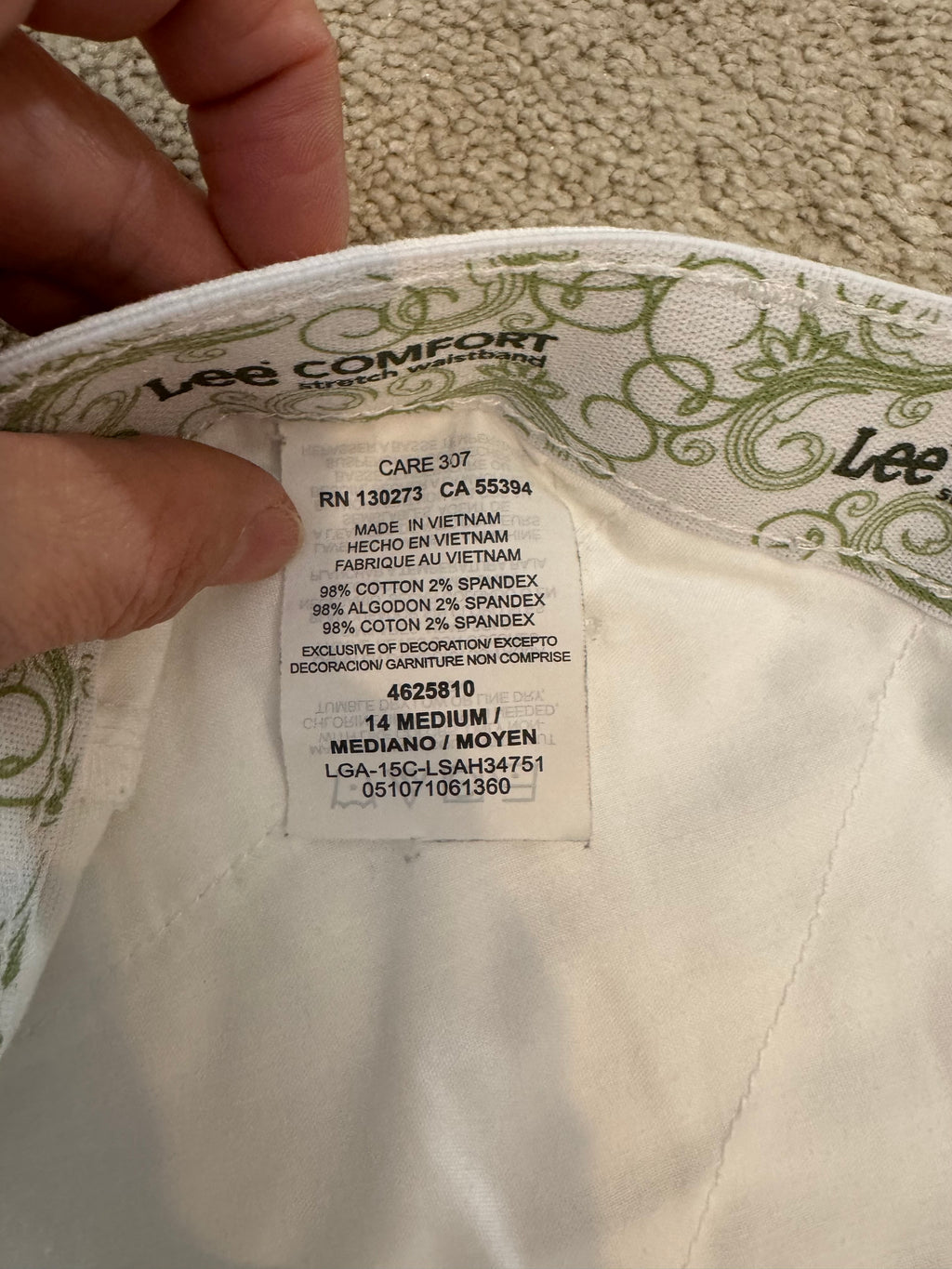 Lee Comfort Stretch Waist White Bermuda Shorts 14