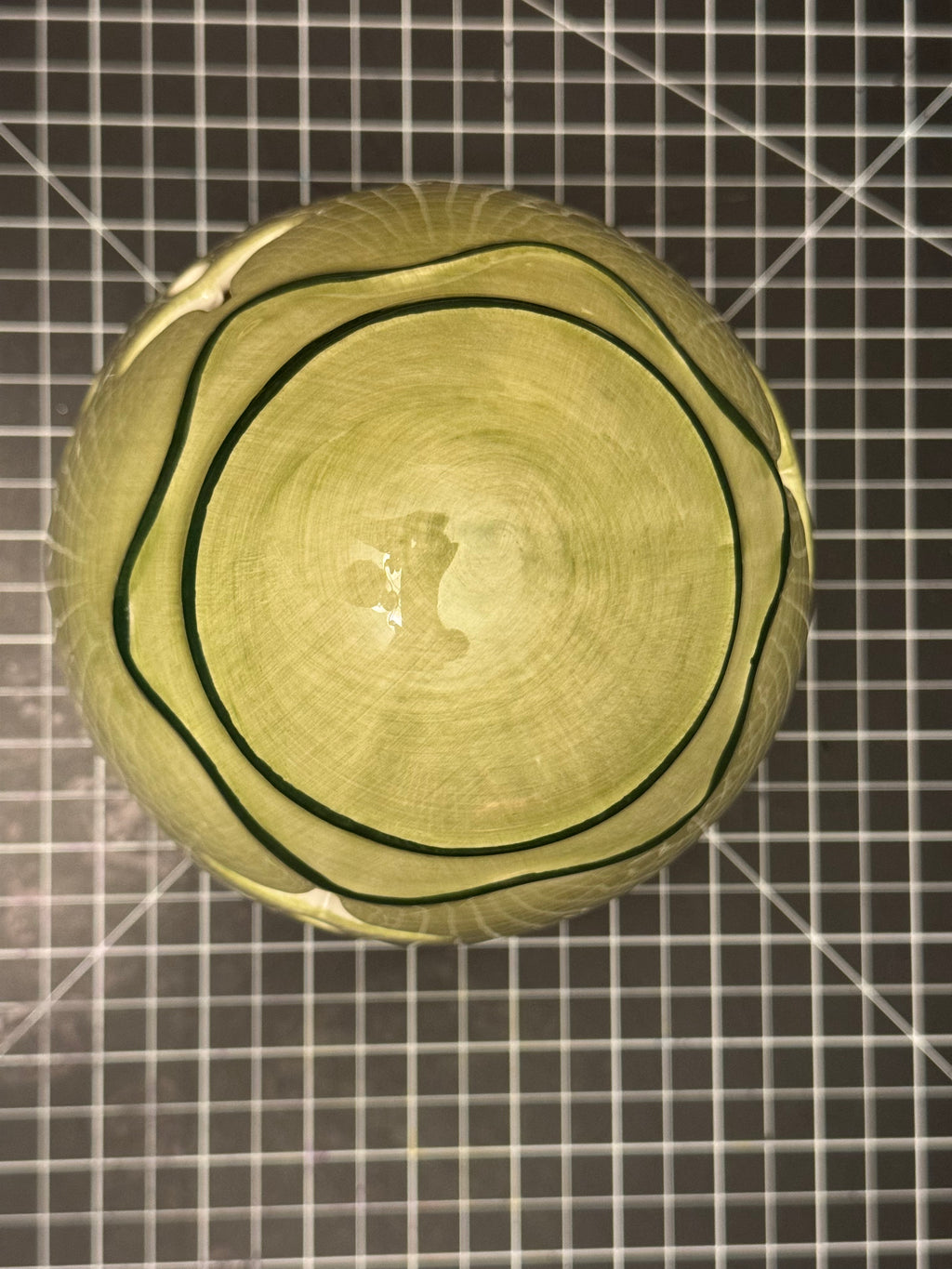 Vintage Green Ceramic Egg Tealight Candle Holder Cutout Tulip Design Decor