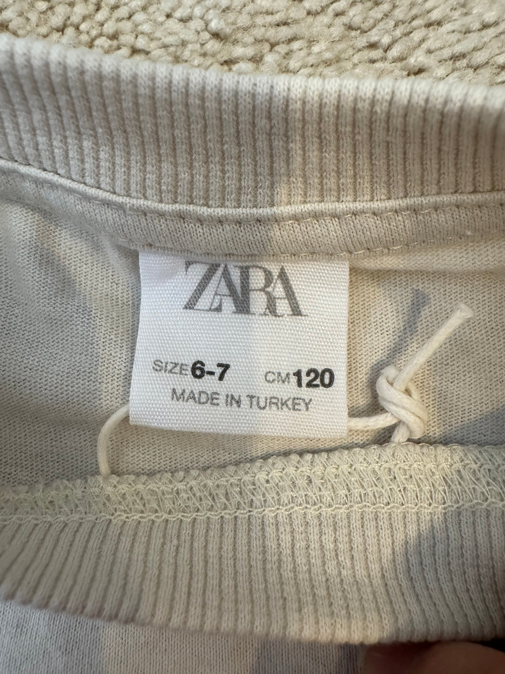 Zara Girls Long Sleeve Heart Graphic Top Size 6-7 120cm Cream NWT