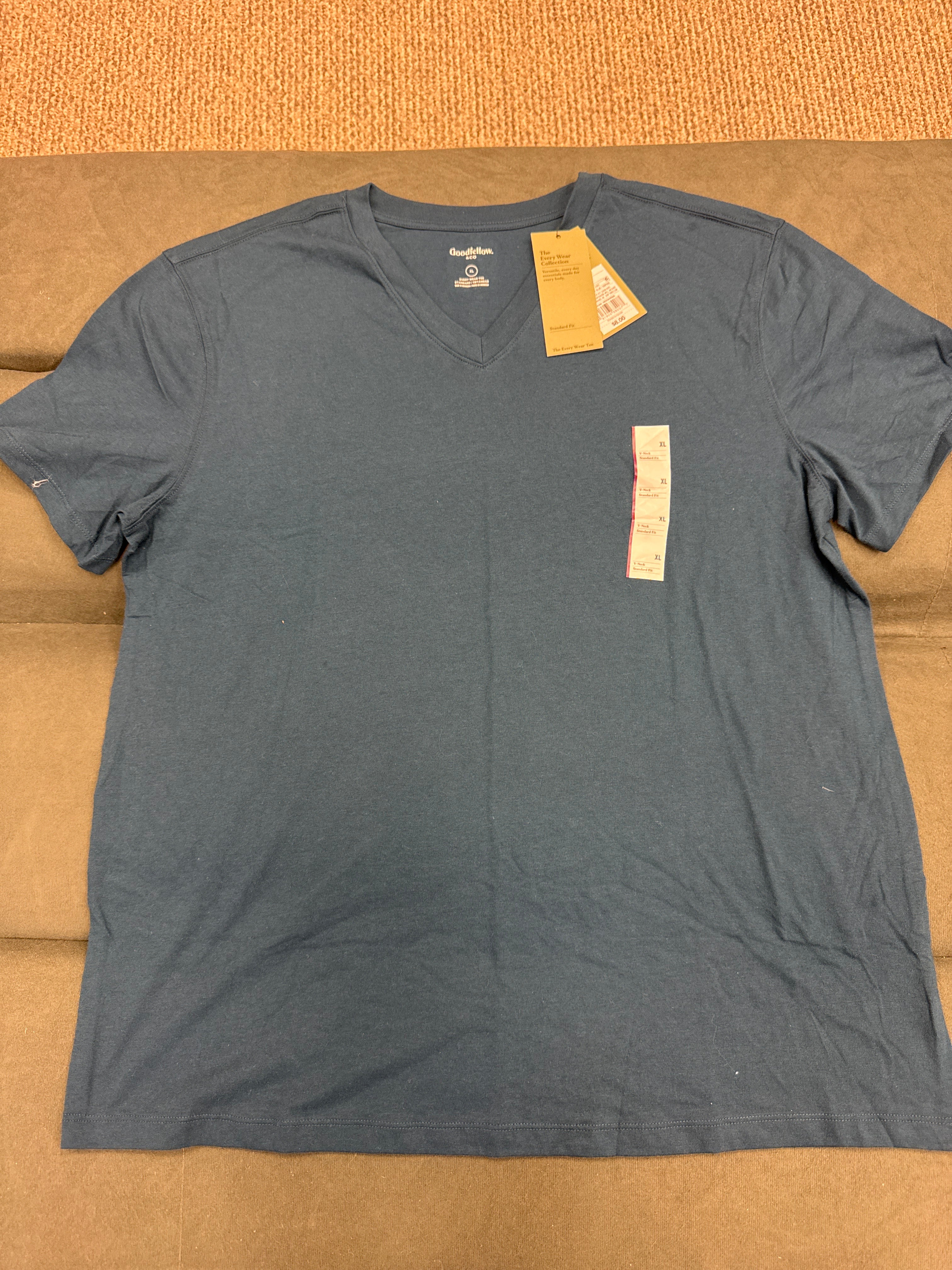 Goodfellow & Co V-Neck T-Shirt XL Blue NWT Men’s Everyday Tee Short Sleeve Cotton