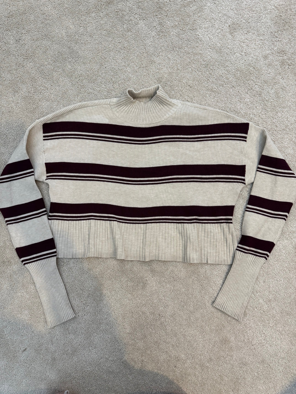 Arizona Jean Co Oatmeal Stripe Cropped Mock Neck Sweater Women’s Medium NWT