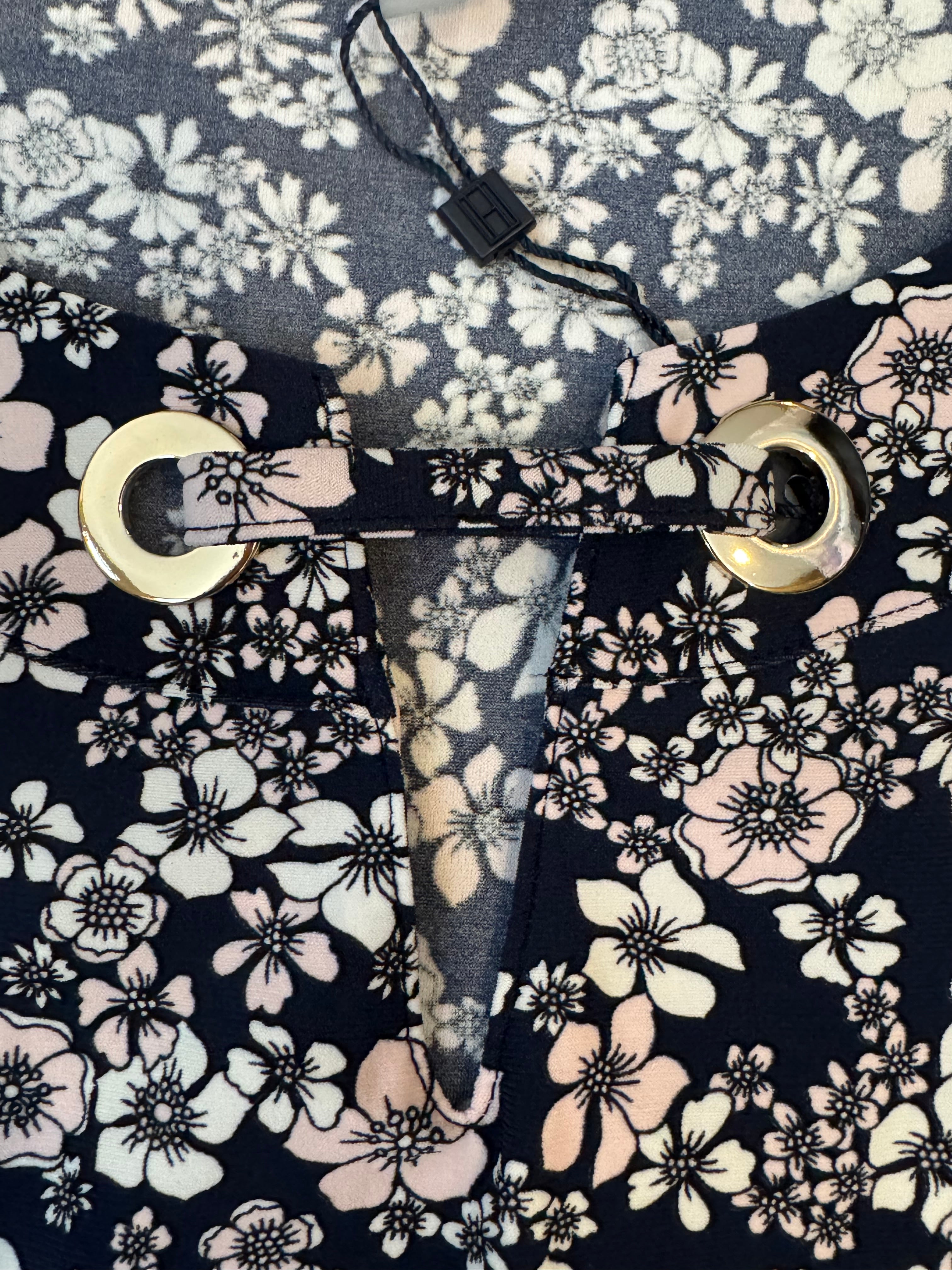 Tommy Hilfiger Women’s Floral Sleeveless Blouse Navy Pink Large NWT