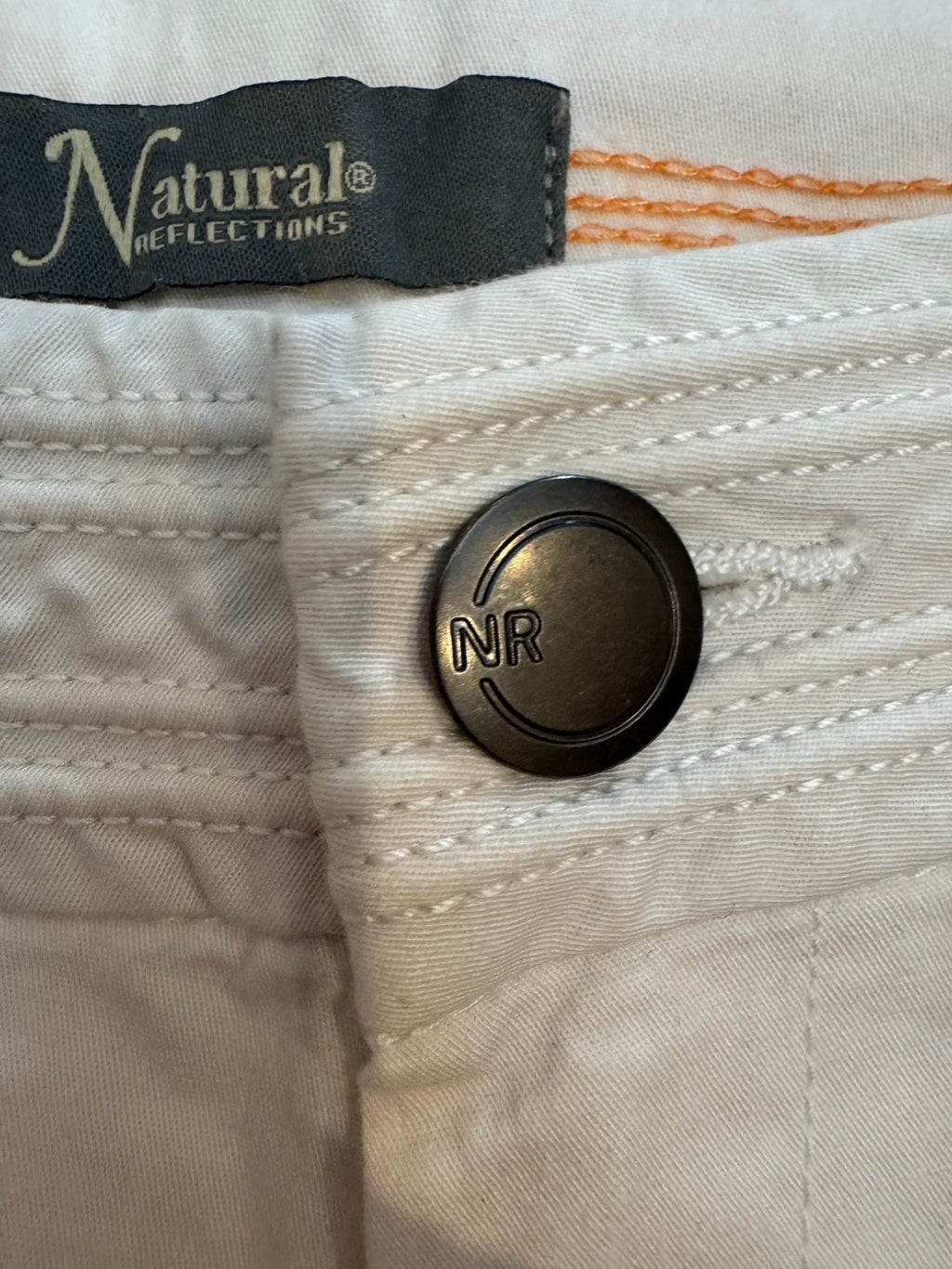 Natural Reflections Blanc White Bermuda Shorts 10 Regular NWT