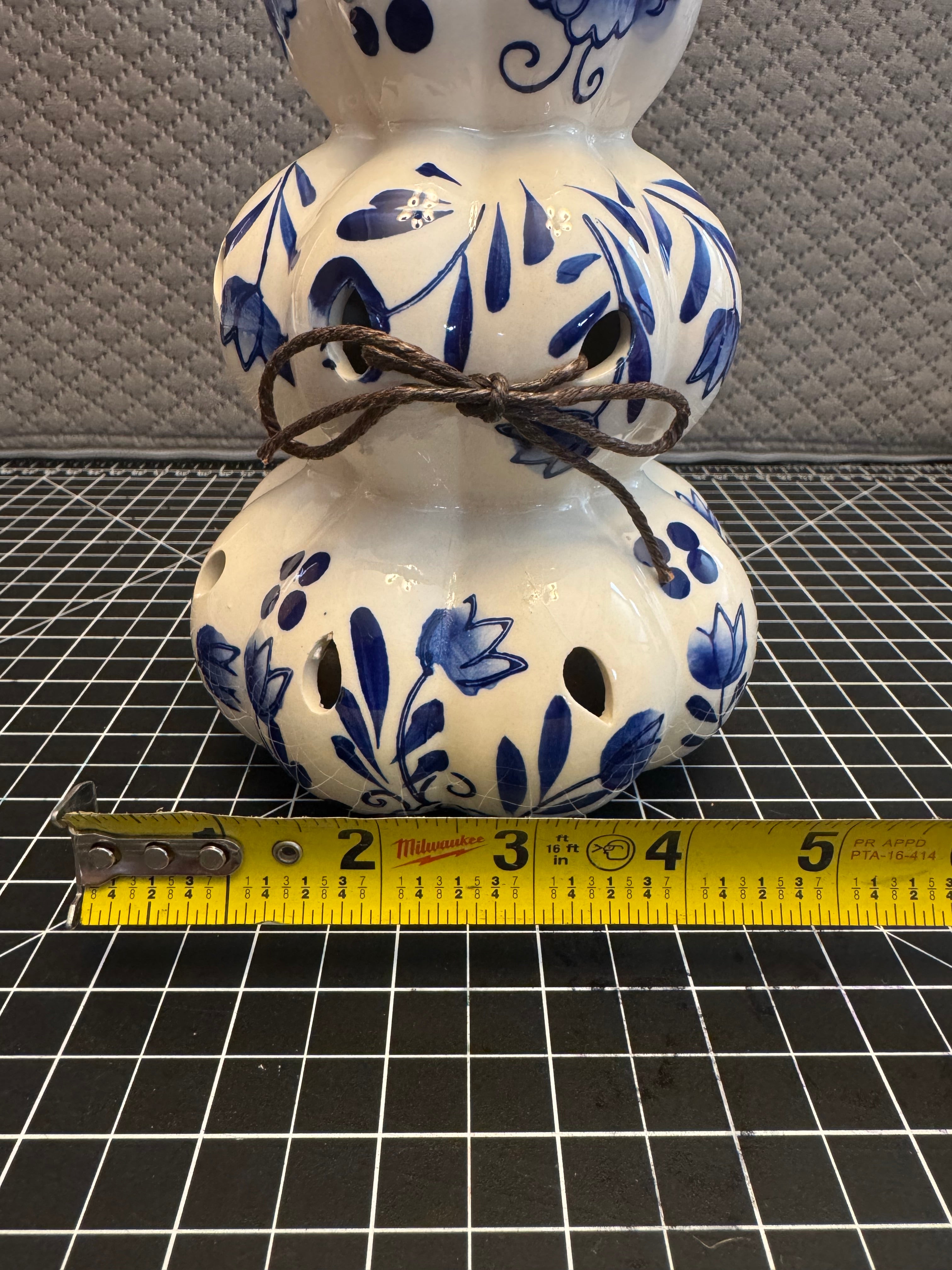 Blue White Ceramic Gourd Potpourri Holder Floral Farmhouse Decor Rustic Vase Scent Holder