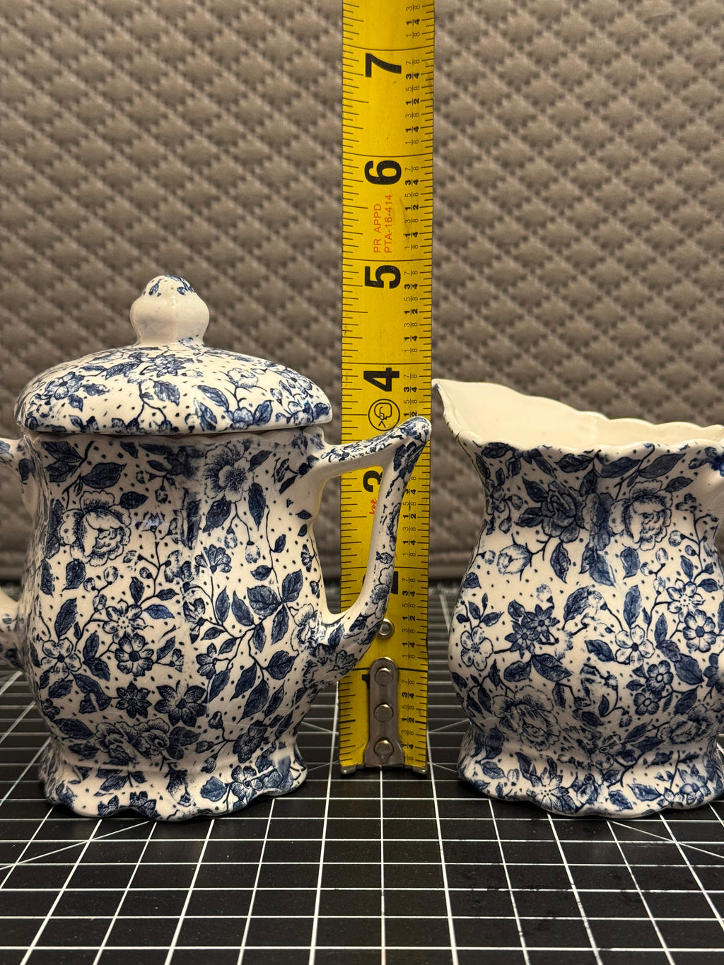 Blue White Floral Creamer Sugar Bowl Set Vintage Style Ceramic Tea Set