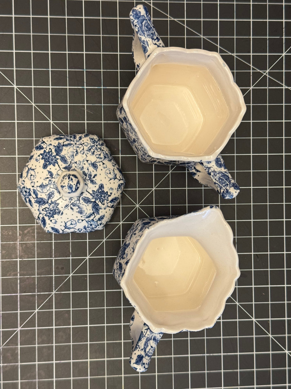 Blue White Floral Creamer Sugar Bowl Set Vintage Style Ceramic Tea Set