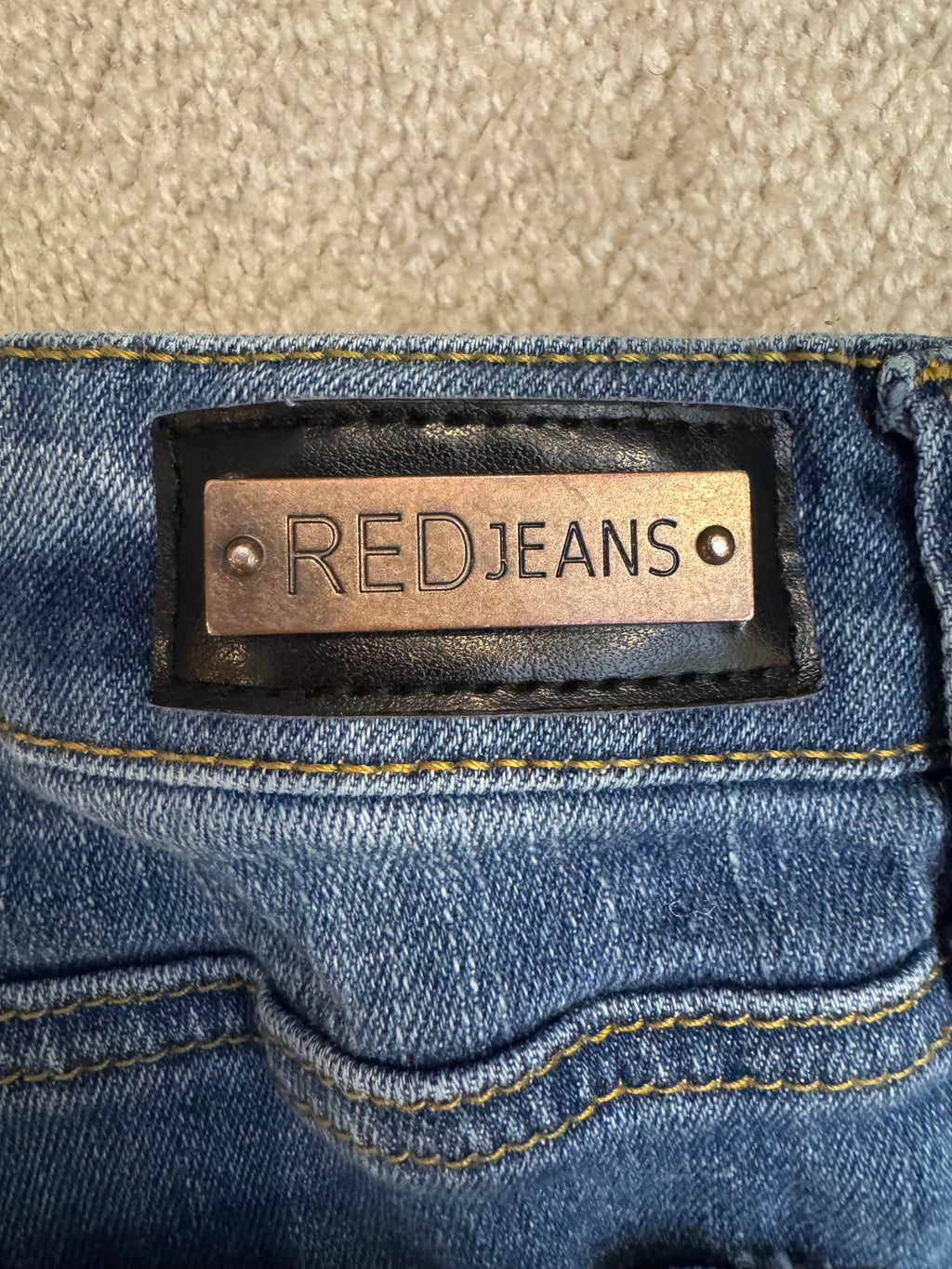Red Jeans NYC Distressed Skinny Jeans 3/4 Stretch Denim 29 Inseam