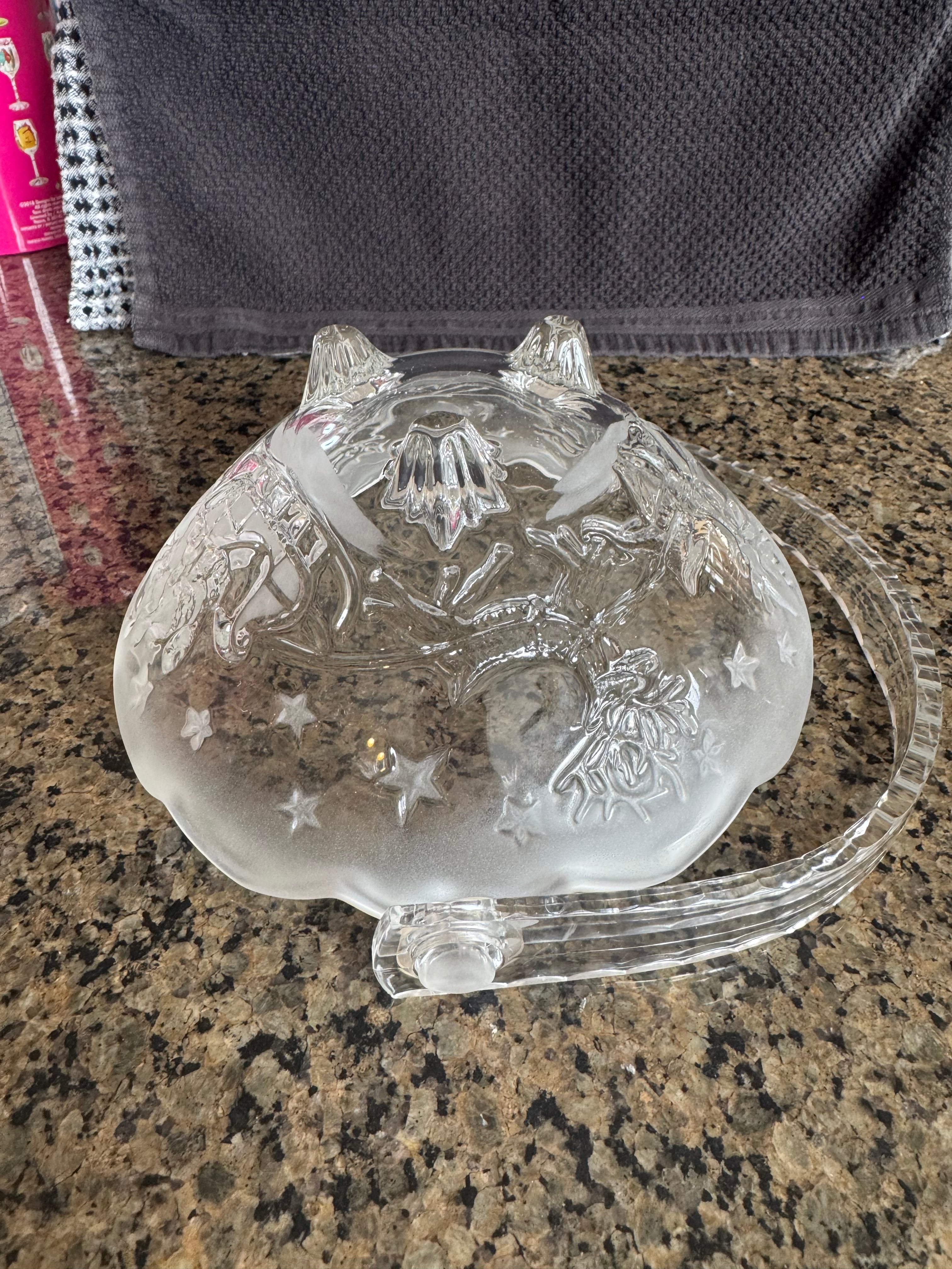 Mikasa Silent Night Glass Basket Christmas Decor Boxed