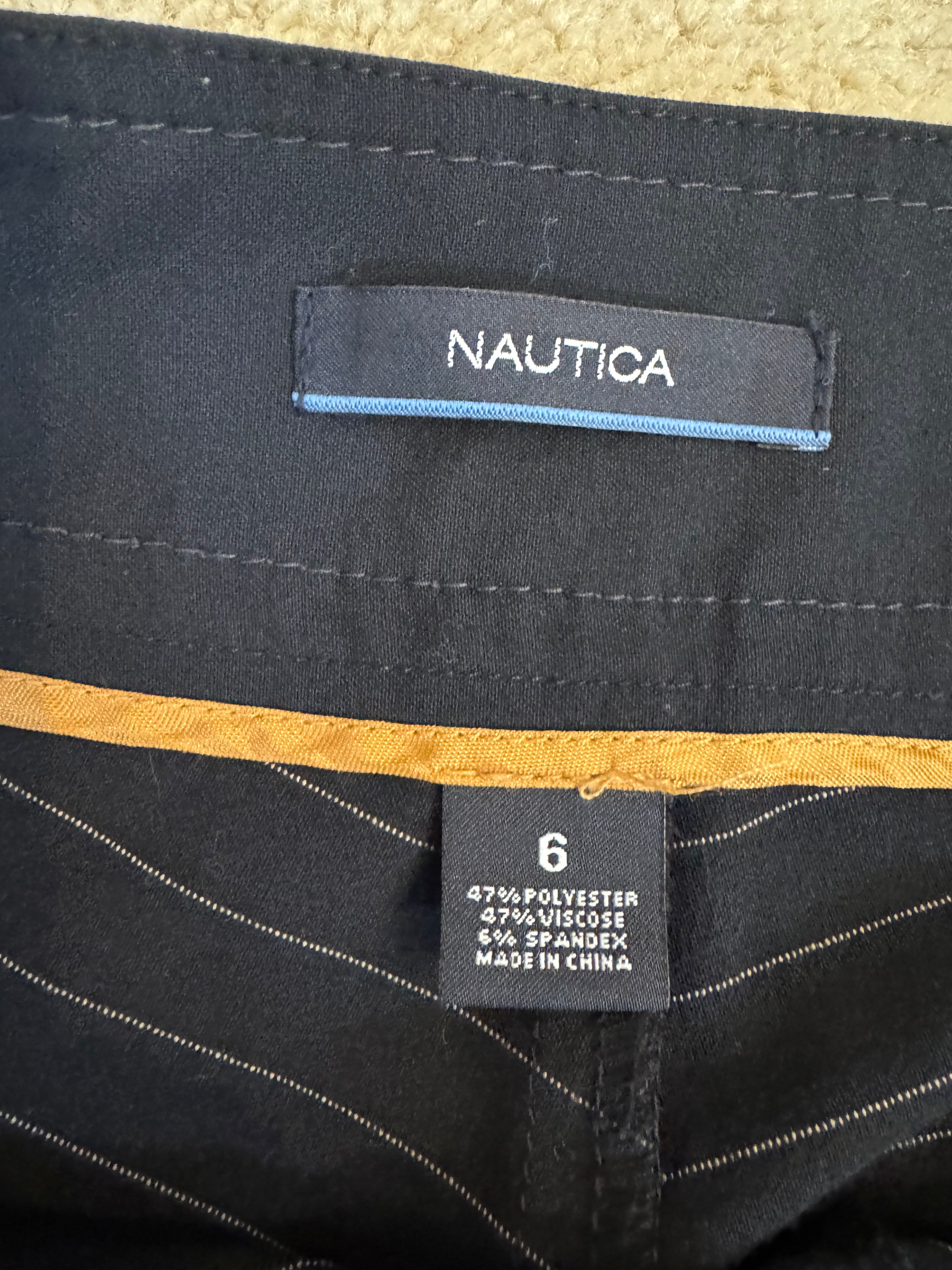 Nautica Women’s Navy Pinstripe A-Line Skirt Size 6 Classic Preppy Career Skirt Stretch