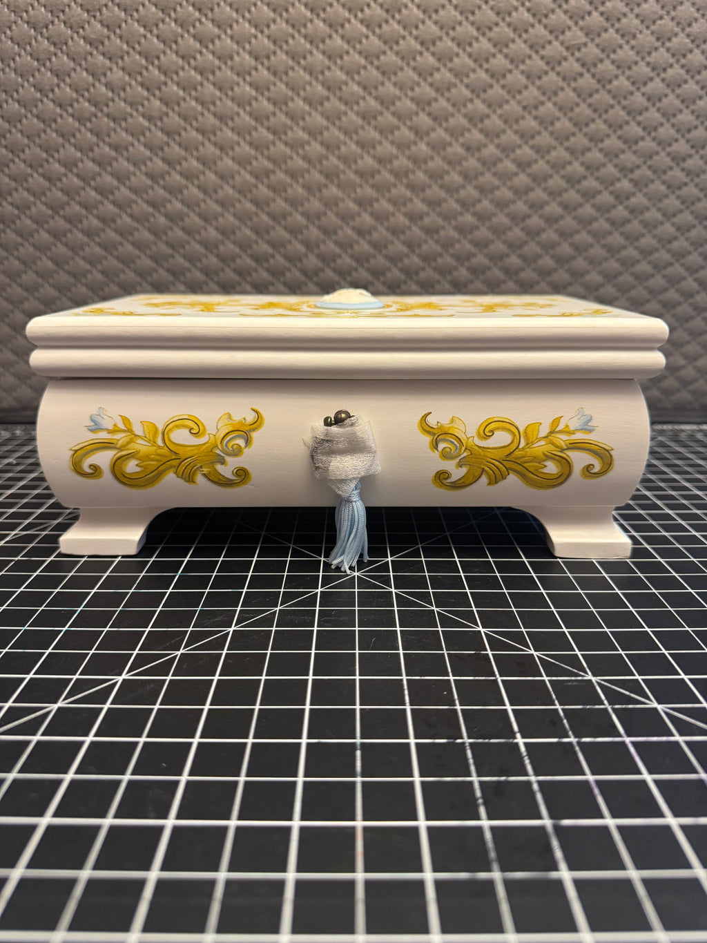 Vintage Style Jewelry Box w Mirror Drawer Cameo Lid Blue Velvet Storage