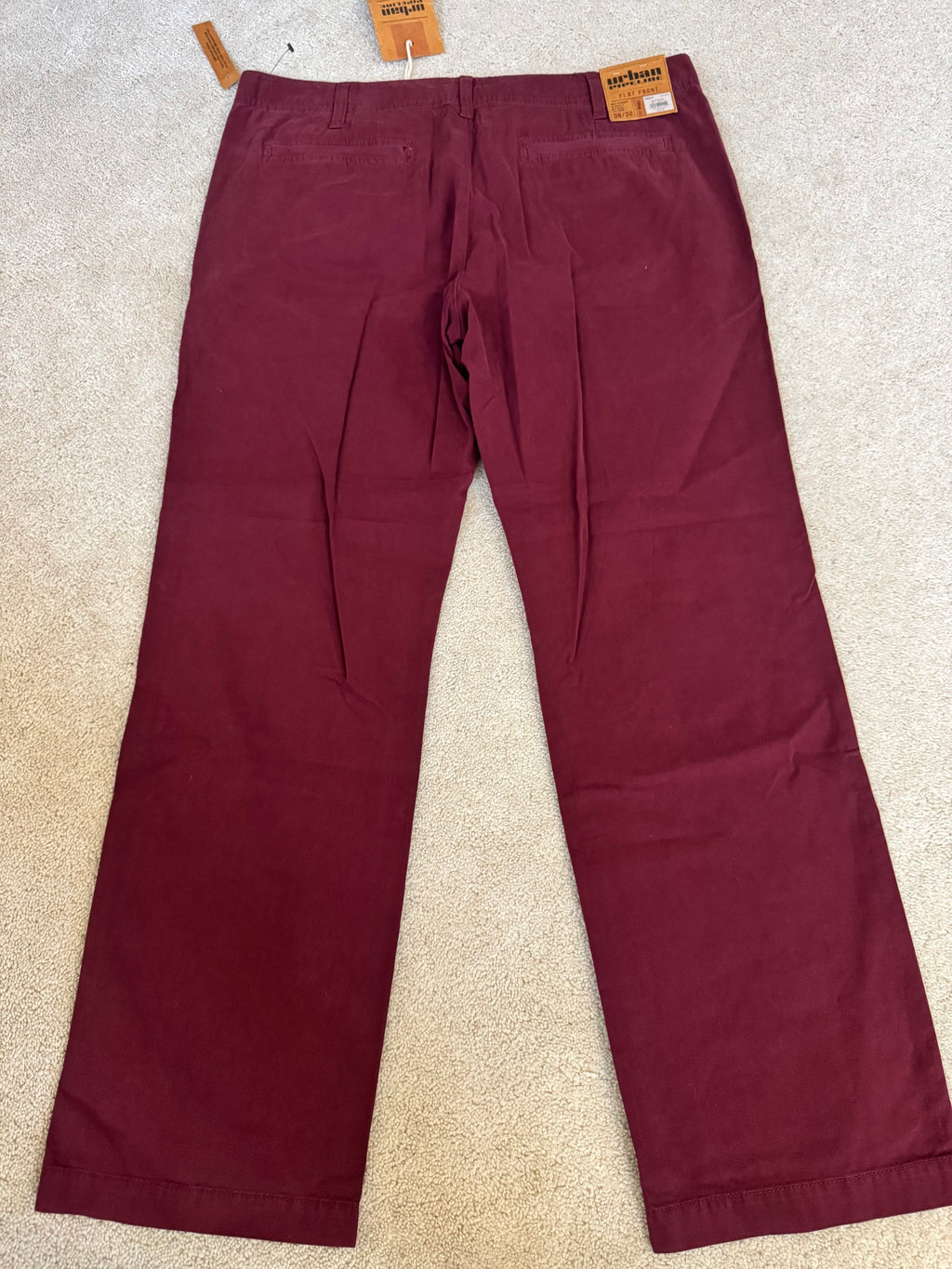 NWT Urban Pipeline Flat Front Pants Men’s 38x32 Tawny Port Red Chino Casual Pants