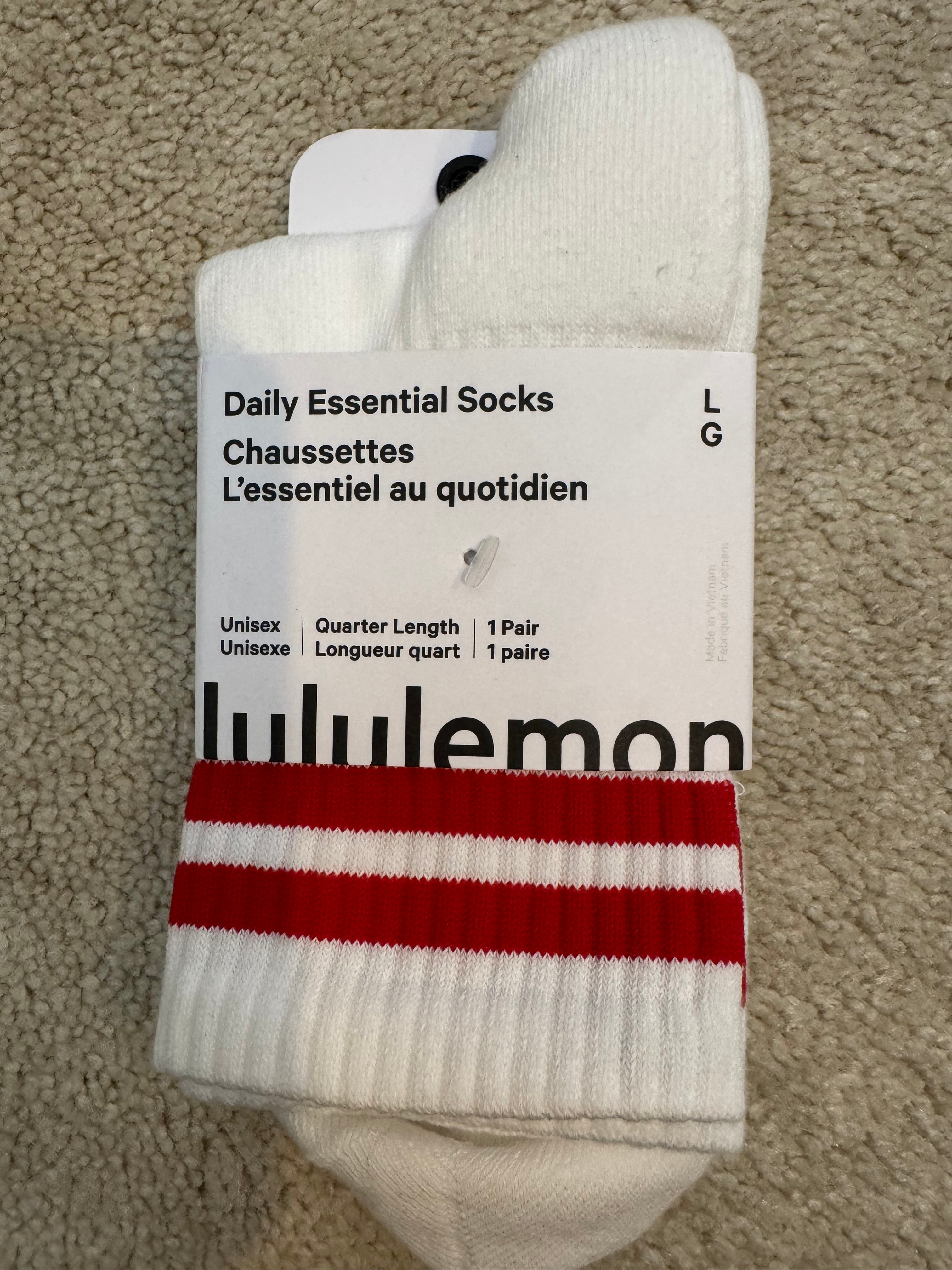 Lululemon Daily Essential Quarter Socks L White Red Rare NWT