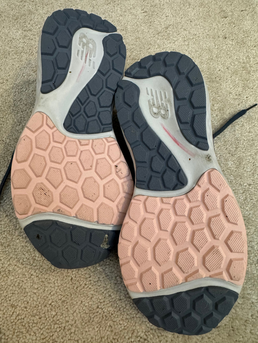 New Balance W520LP7 Women’s Size 7 Navy Pink Running Shoes Athletic Sneakers