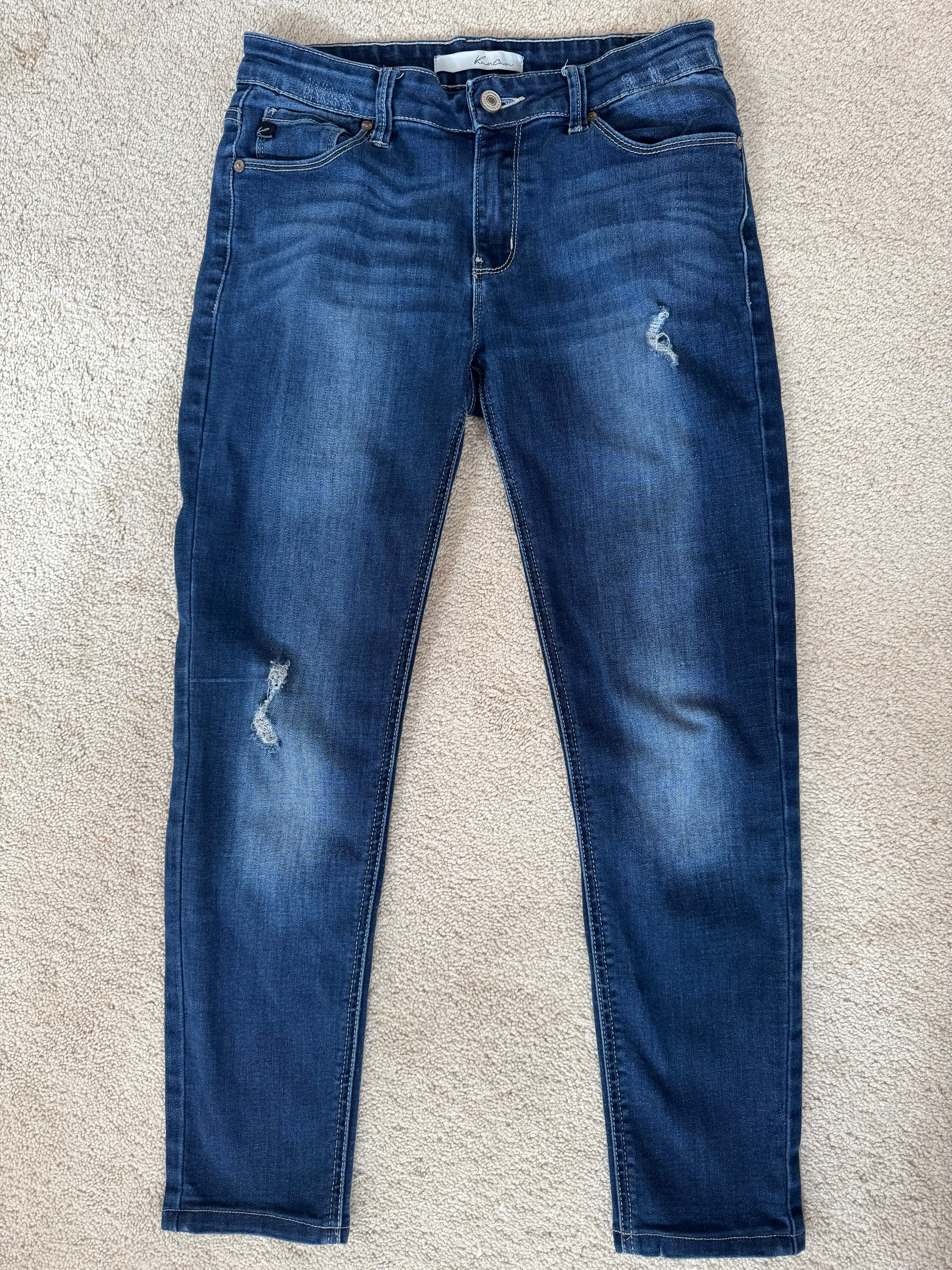 KanCan Los Angeles Dark Wash Distressed Skinny Jeans Size 27 (Pre-Loved) 💙👖