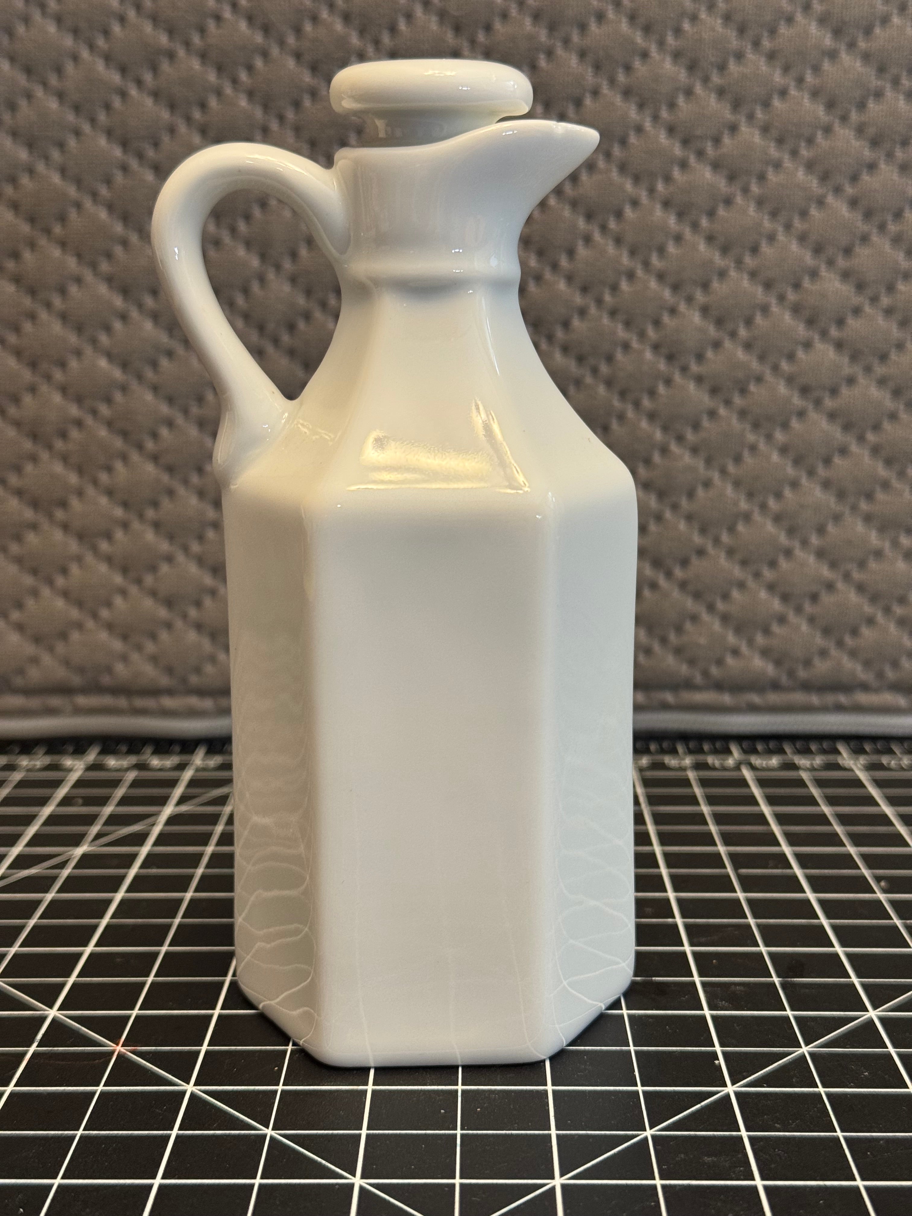 Xcell White Ceramic Oil Vinegar Cruet Bottle Stopper Modern Kitchen Decor