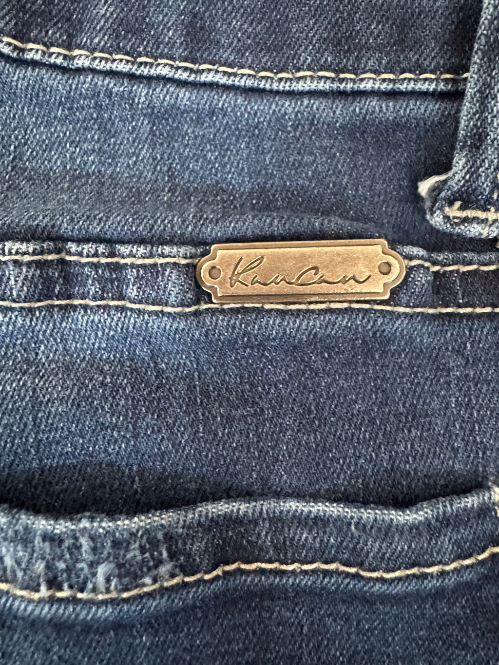 KanCan Los Angeles Dark Wash Distressed Skinny Jeans Size 27 (Pre-Loved) 💙👖