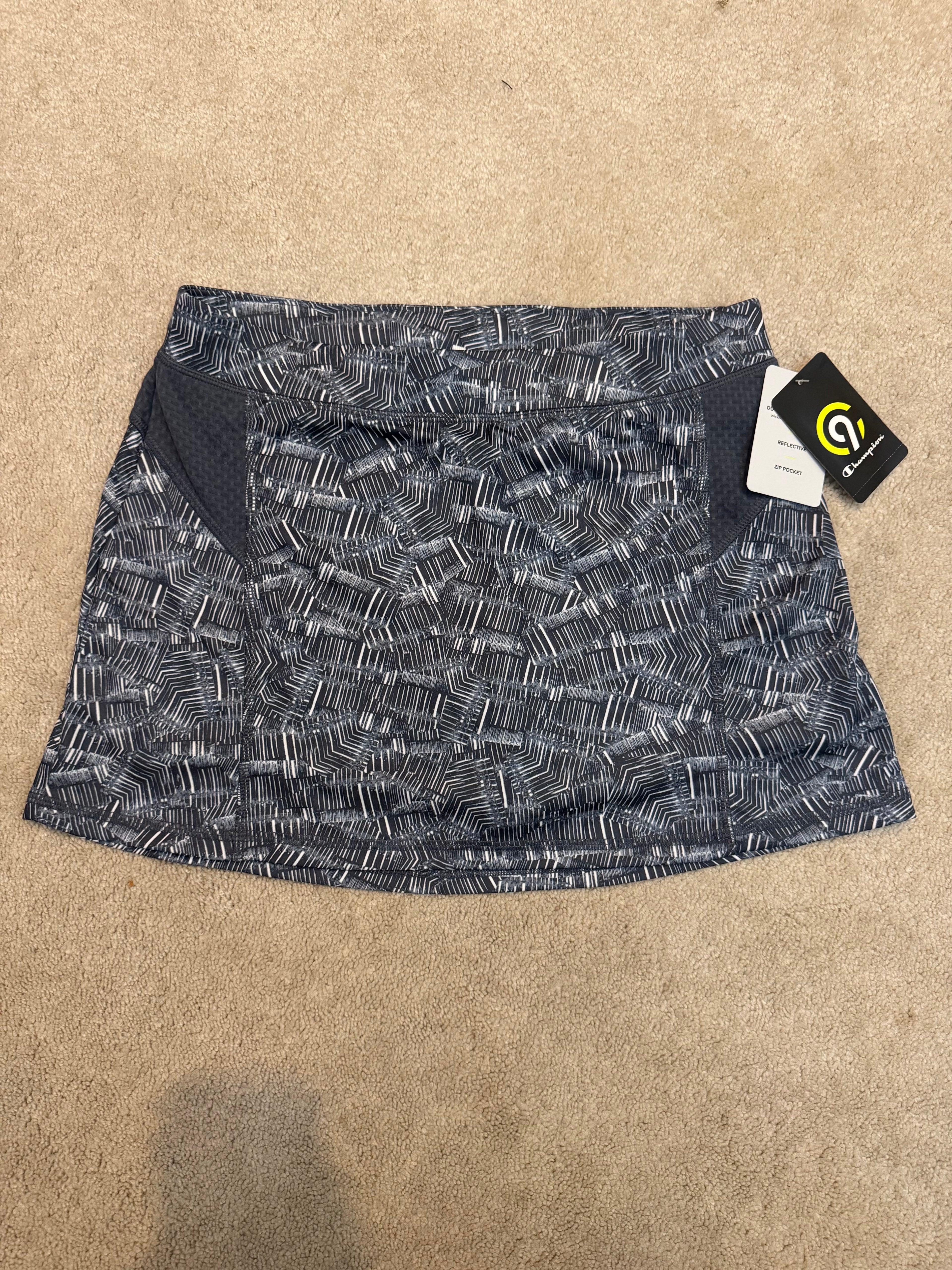 Champion C9 Women’s Medium High Rise Biker Shorts NWT Gray
