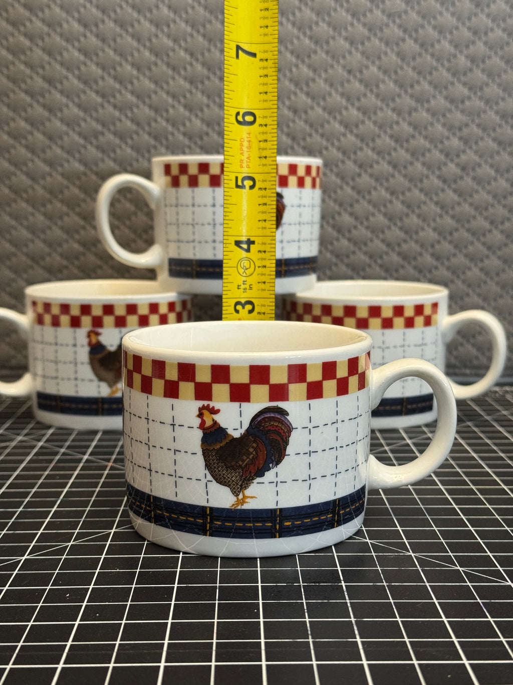Majesticware Oneida Calico Rooster Mug Set Farmhouse Chicken Cups 4pc