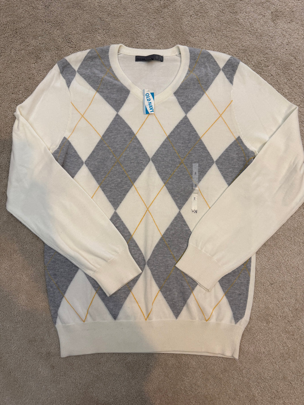 Old Navy Argyle Sweater Women’s Small Cream Gray Yellow V-Neck Knit Pullover