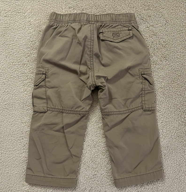 ✨ Carter’s Khaki Cargo Pants – 18 Months – NWT ✨