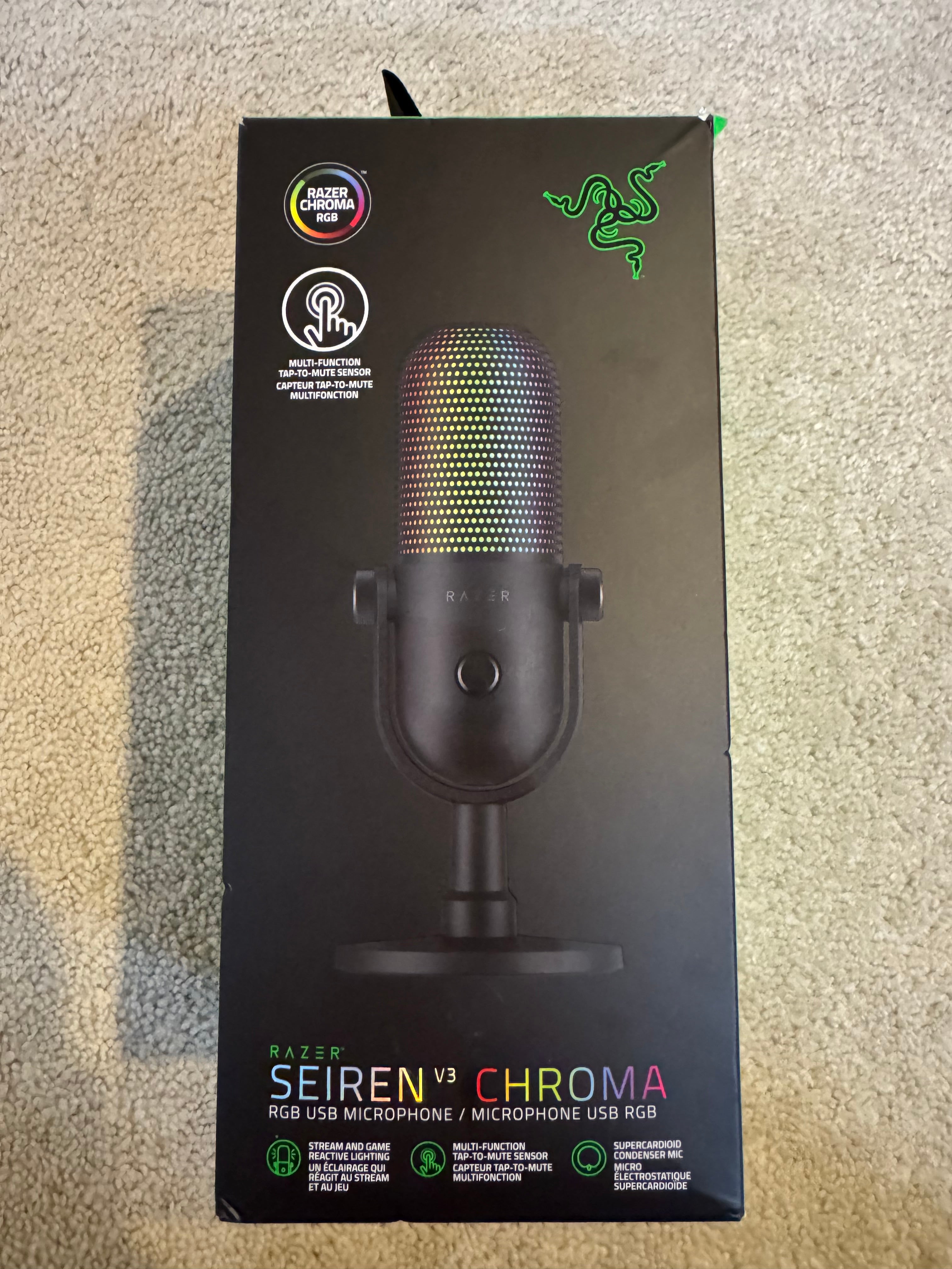 🎙️ Razer Seiren V3 Chroma RGB USB Microphone – New in Box 🎙️