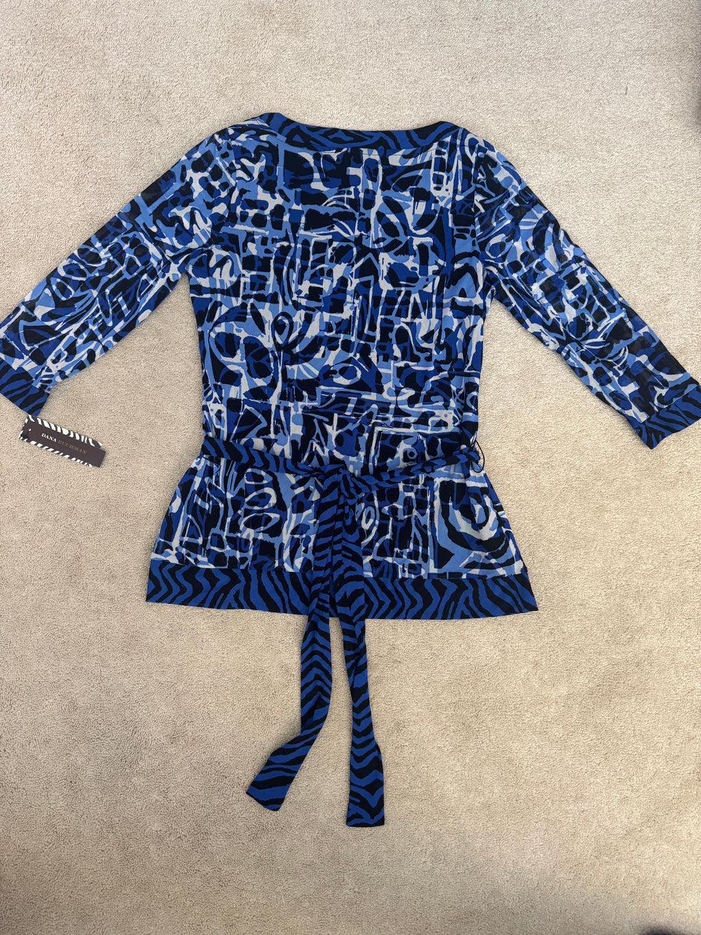 Dana Buchman Womens M Blue Black Graphic Statement Top Tie Waist NWT