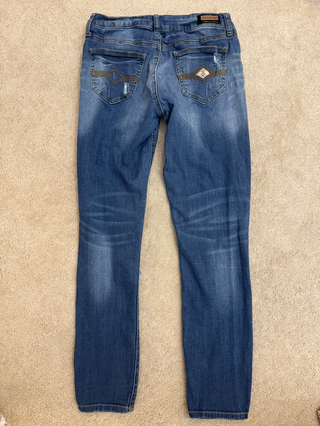 Red Jeans NYC Distressed Skinny Jeans 3/4 Stretch Denim 29 Inseam
