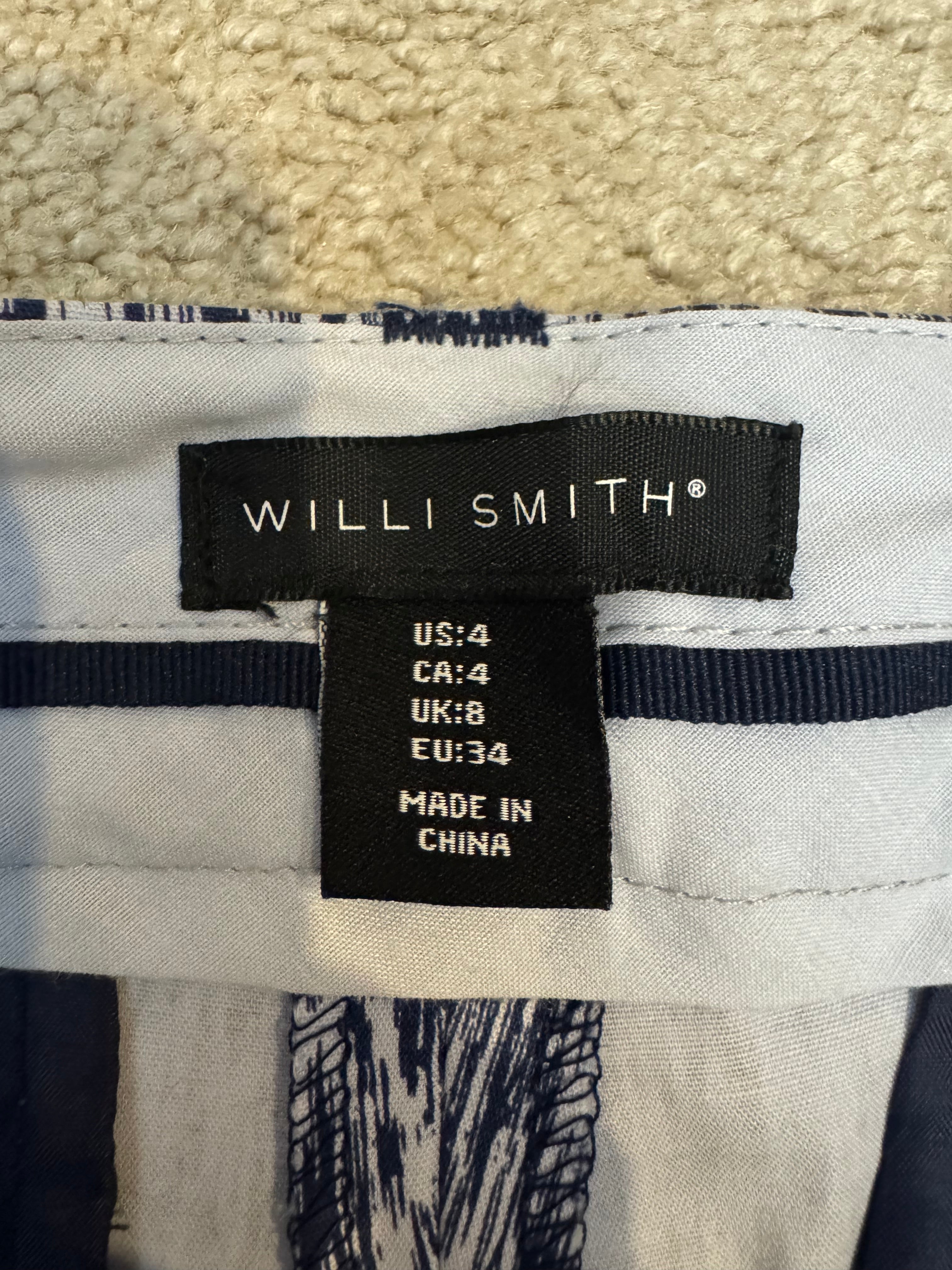 Willi Smith Size 4 Blue White Abstract Print Dress Shorts NWT