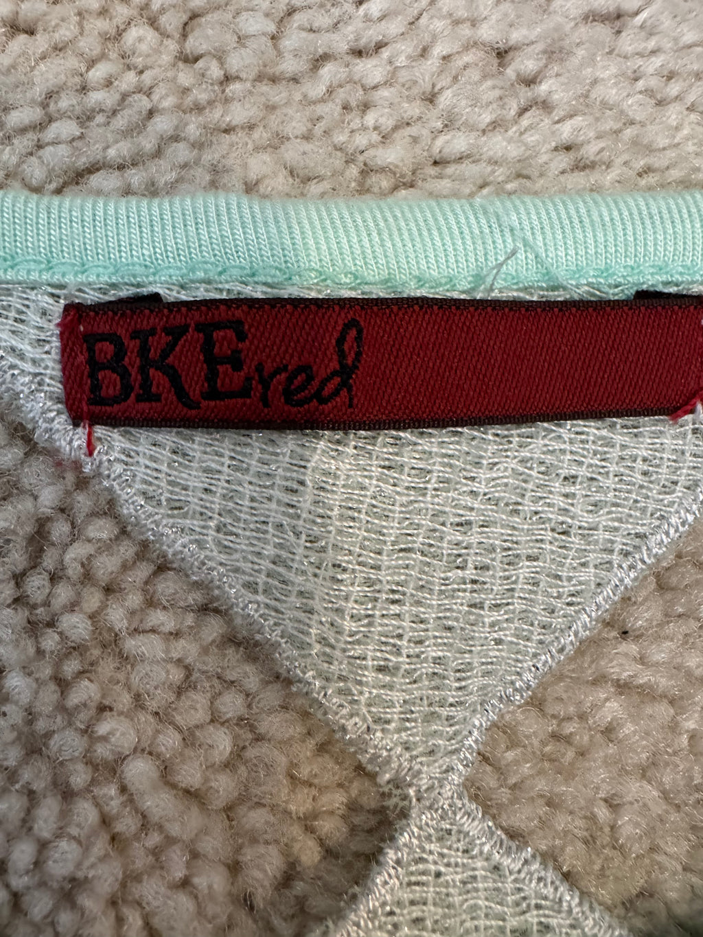 BKE Red Buckle Mint Mesh Back Top XS NWT Scoop Neck Short Sleeve