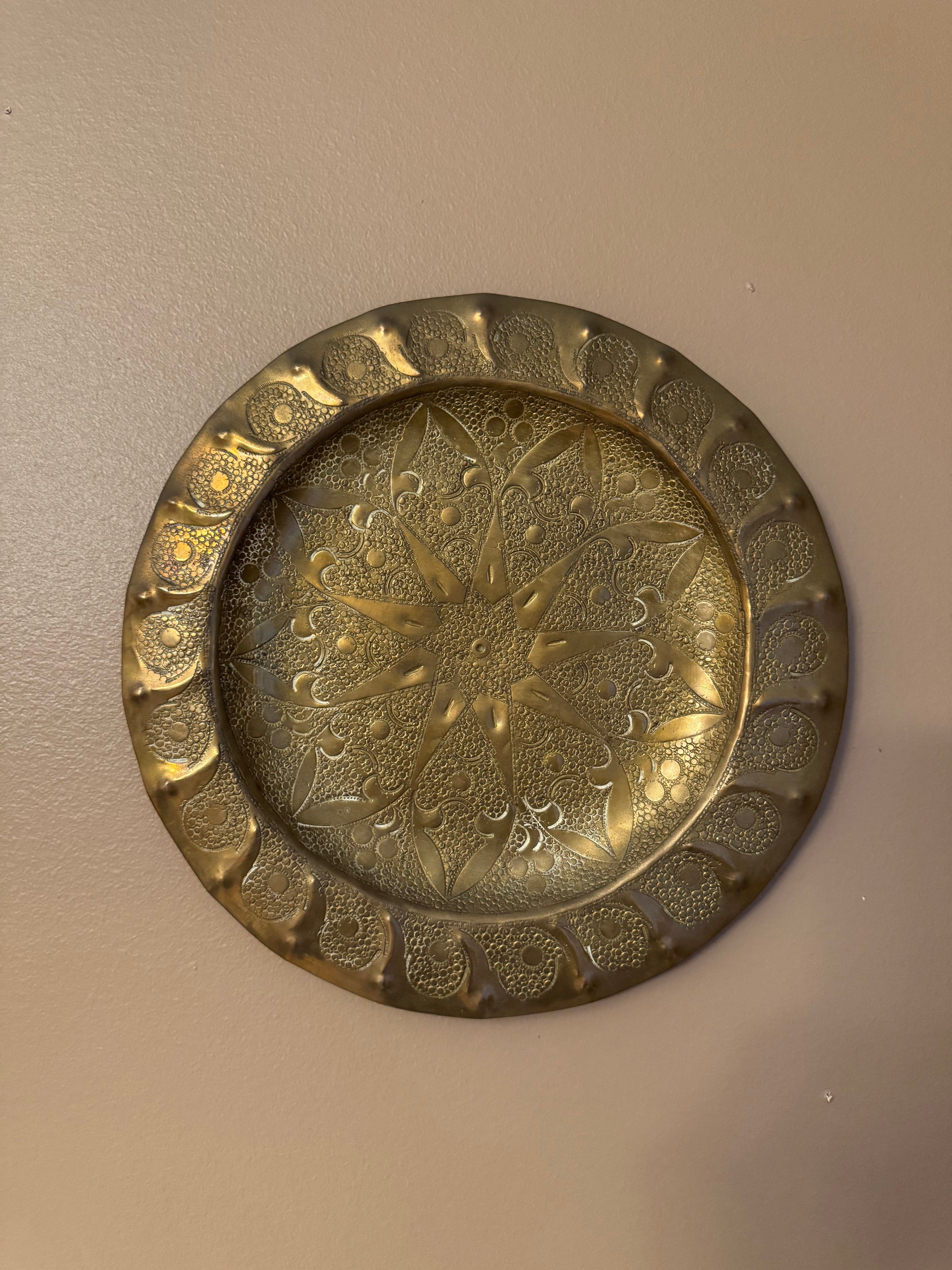 Vintage Moroccan Hammered Brass Wall Plate Boho Decor 9.75” Starburst