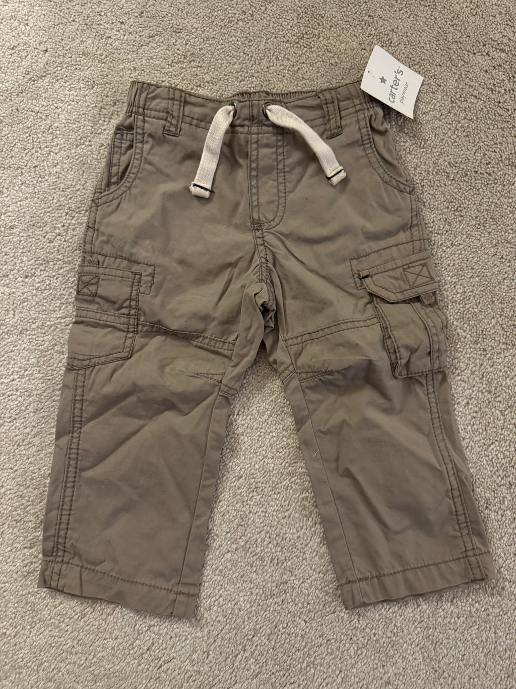✨ Carter’s Khaki Cargo Pants – 18 Months – NWT ✨