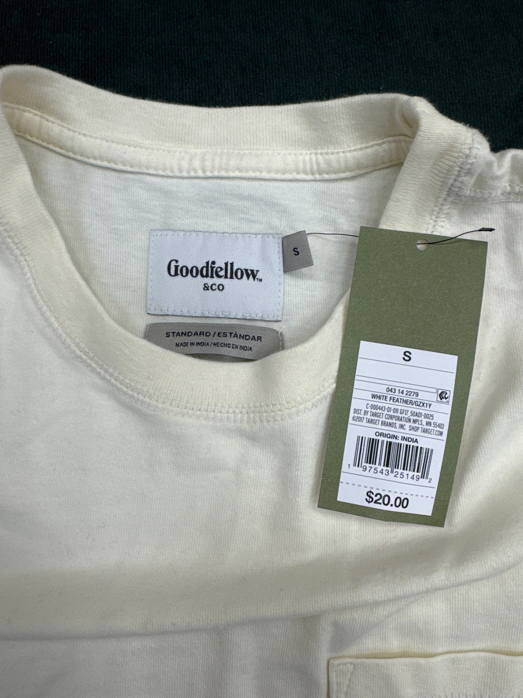 Goodfellow & Co Men’s Pocket Long Sleeve T-Shirt Small White Feather NWT Casual Cotton Tee