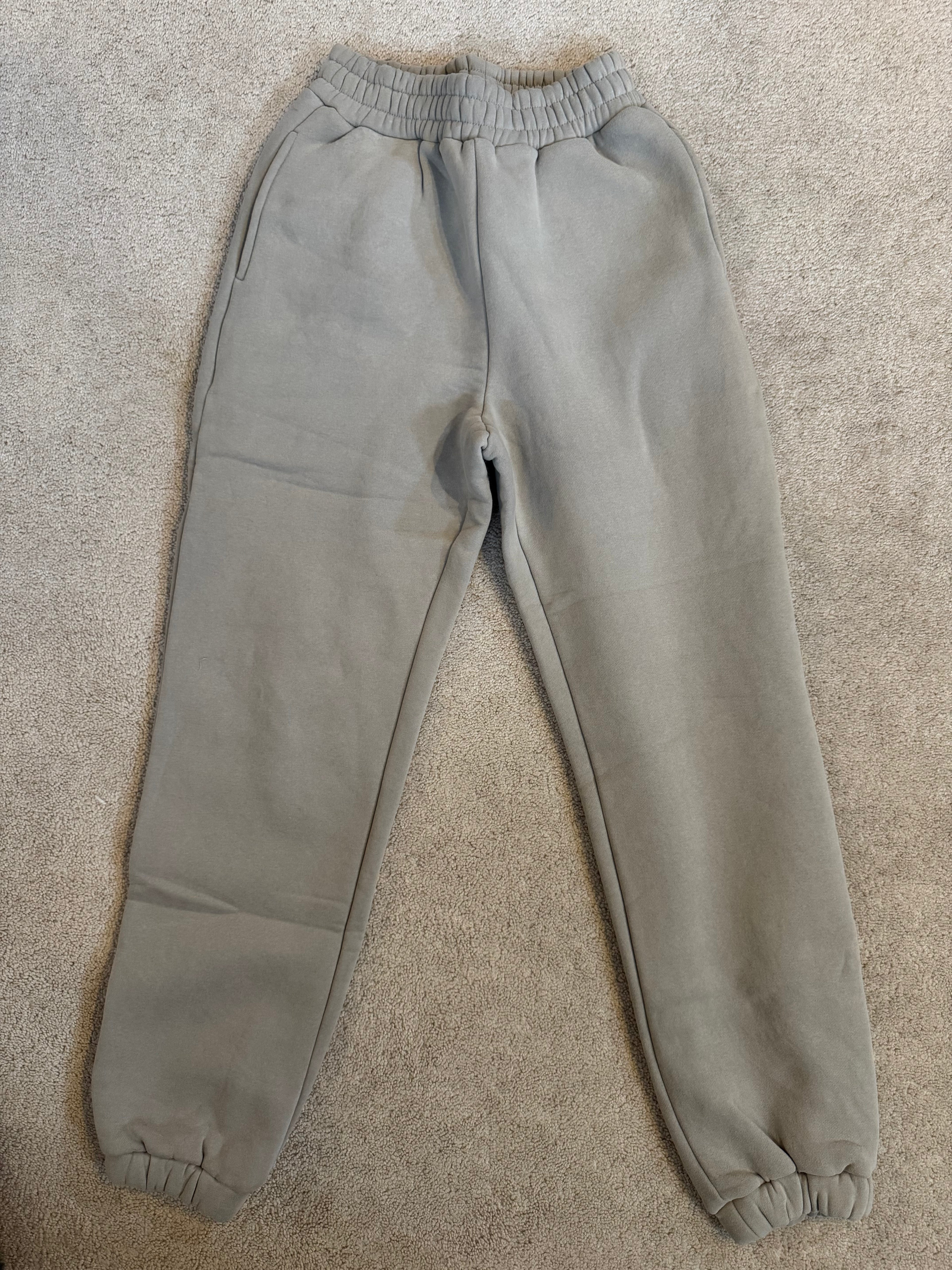 🤍 Comfrt “Travel Essentials” Sweatpants – Size XS – New 🤍